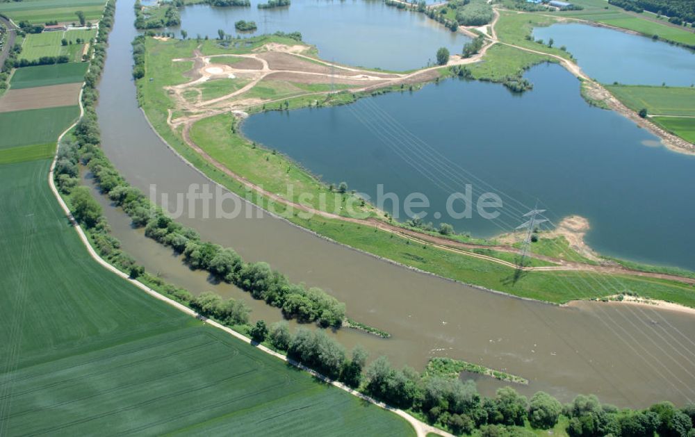 Luftaufnahme Roßstadt - Flussverlauf des Main in Bayern