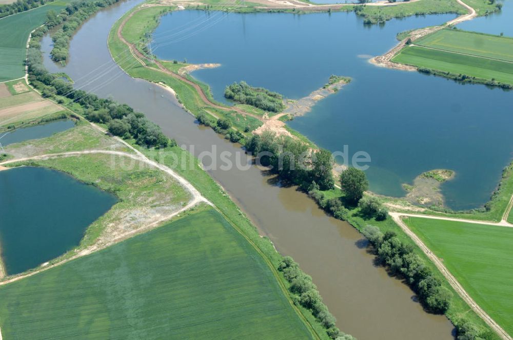 Luftbild Roßstadt - Flussverlauf des Main in Bayern