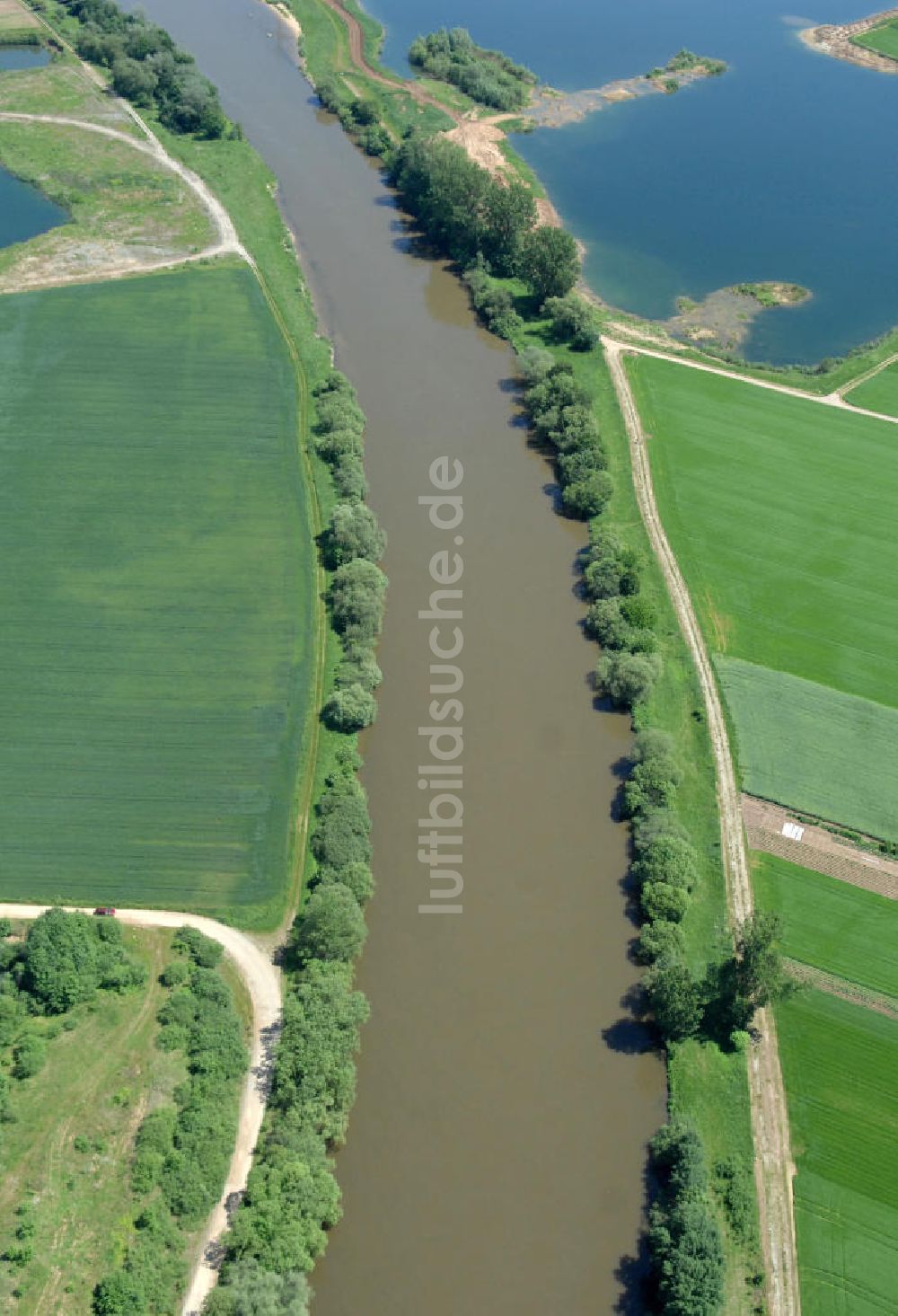 Roßstadt von oben - Flussverlauf des Main in Bayern