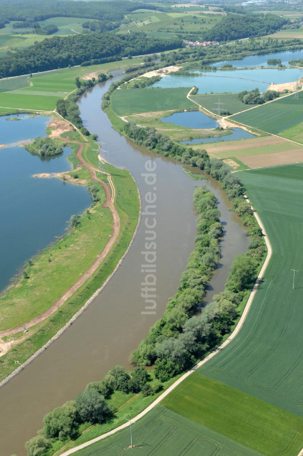 Staffelbach aus der Vogelperspektive: Flussverlauf des Main in Bayern