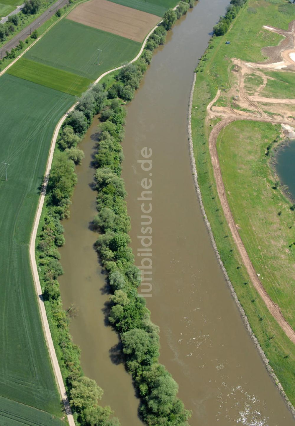 Luftbild Staffelbach - Flussverlauf des Main in Bayern