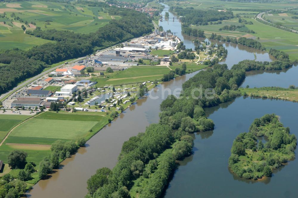 Luftbild Trosdorf - Flussverlauf des Main in Bayern