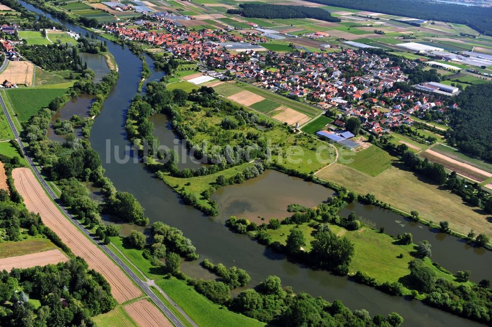 Luftaufnahme Albertshofen - Flussverlauf des Main bei Albertshofen im Bundesland Bayern