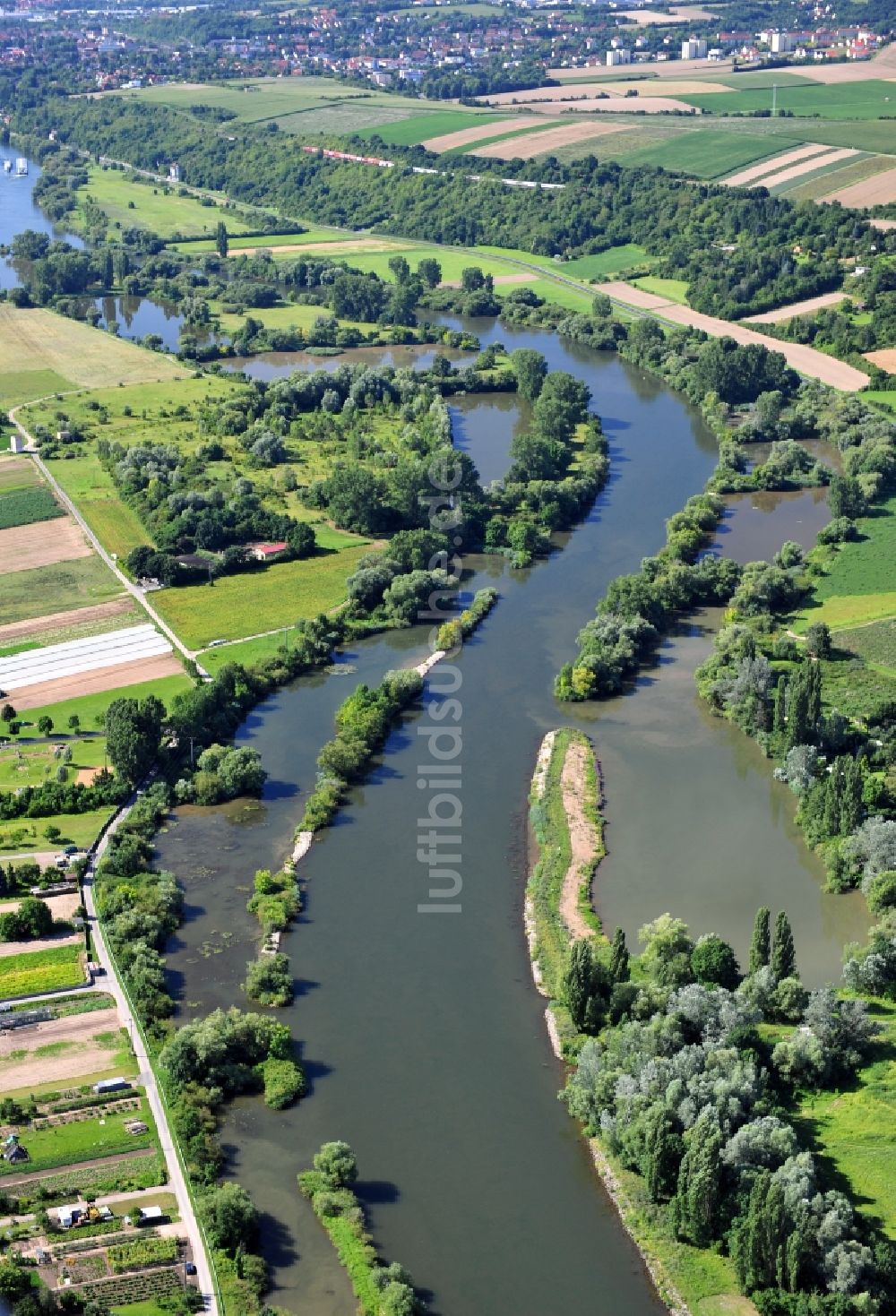 Luftaufnahme Albertshofen - Flussverlauf des Main bei Albertshofen im Bundesland Bayern