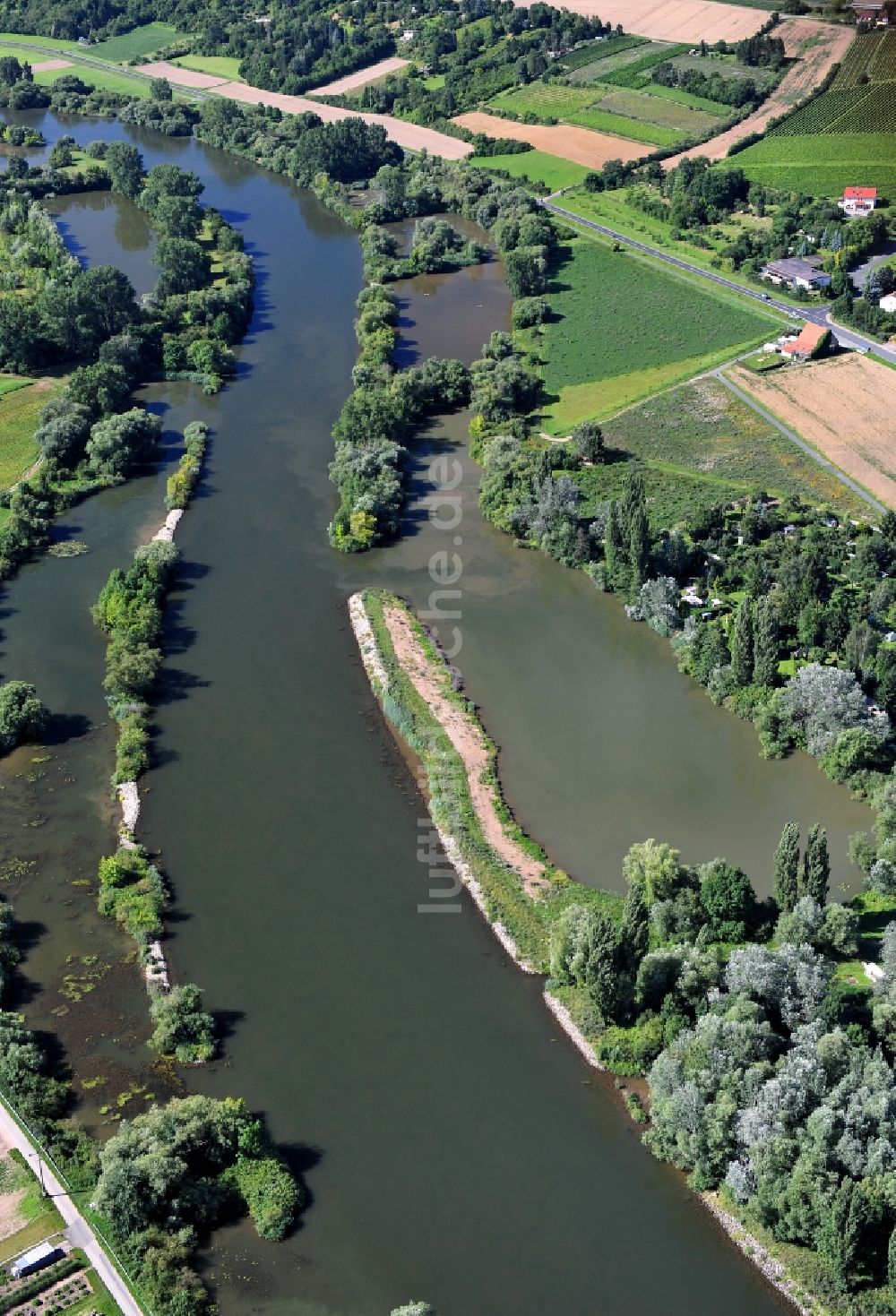 Luftbild Albertshofen - Flussverlauf des Main bei Albertshofen im Bundesland Bayern