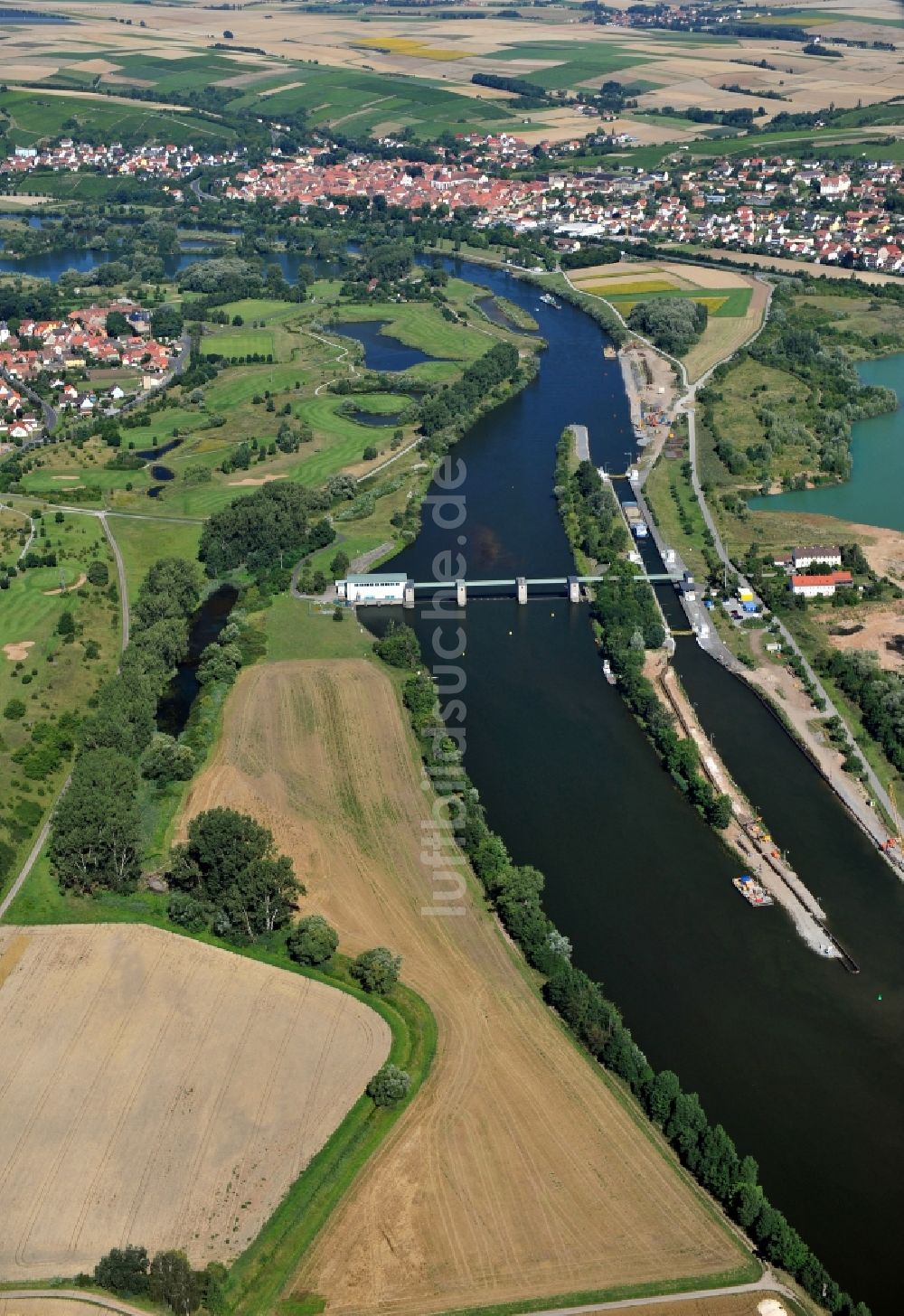 Luftbild Dettelbach - Flussverlauf des Main in Dettelbach im Bundesland Bayern