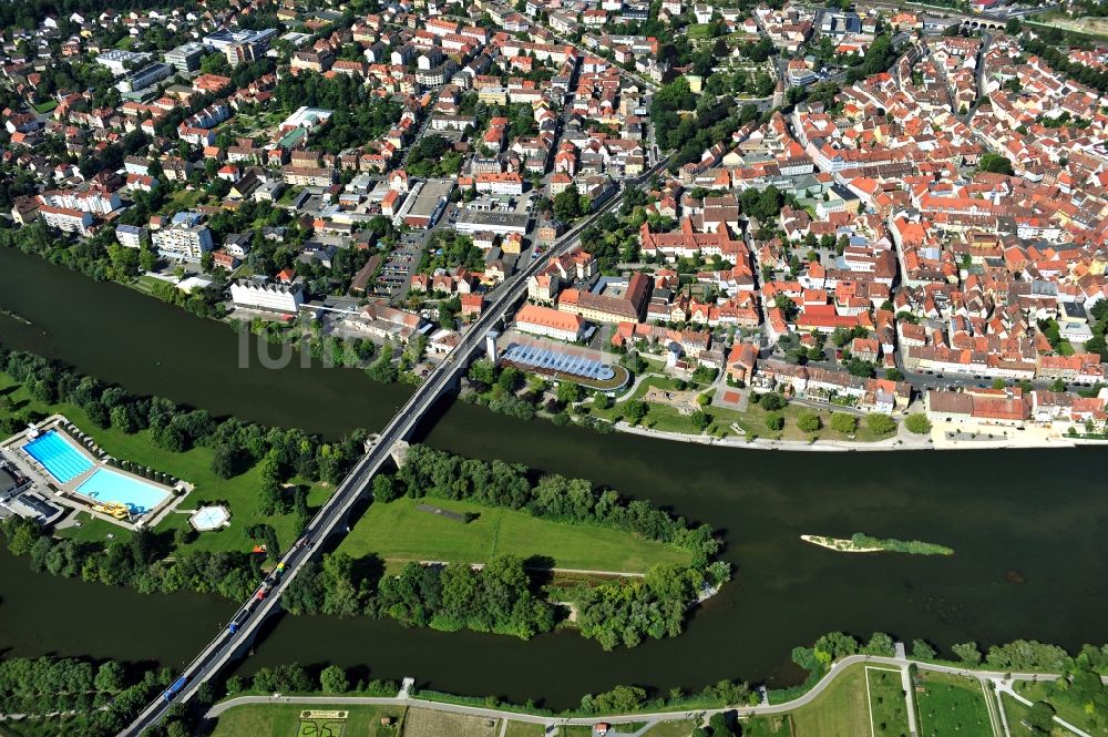 Luftaufnahme Kitzingen - Flussverlauf des Main in Kitzingen im Bundesland Bayern