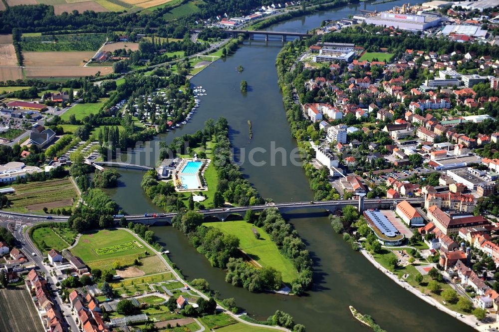 Luftaufnahme Kitzingen - Flussverlauf des Main in Kitzingen im Bundesland Bayern