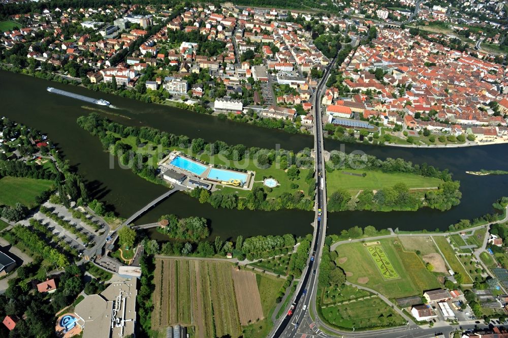 Kitzingen von oben - Flussverlauf des Main in Kitzingen im Bundesland Bayern