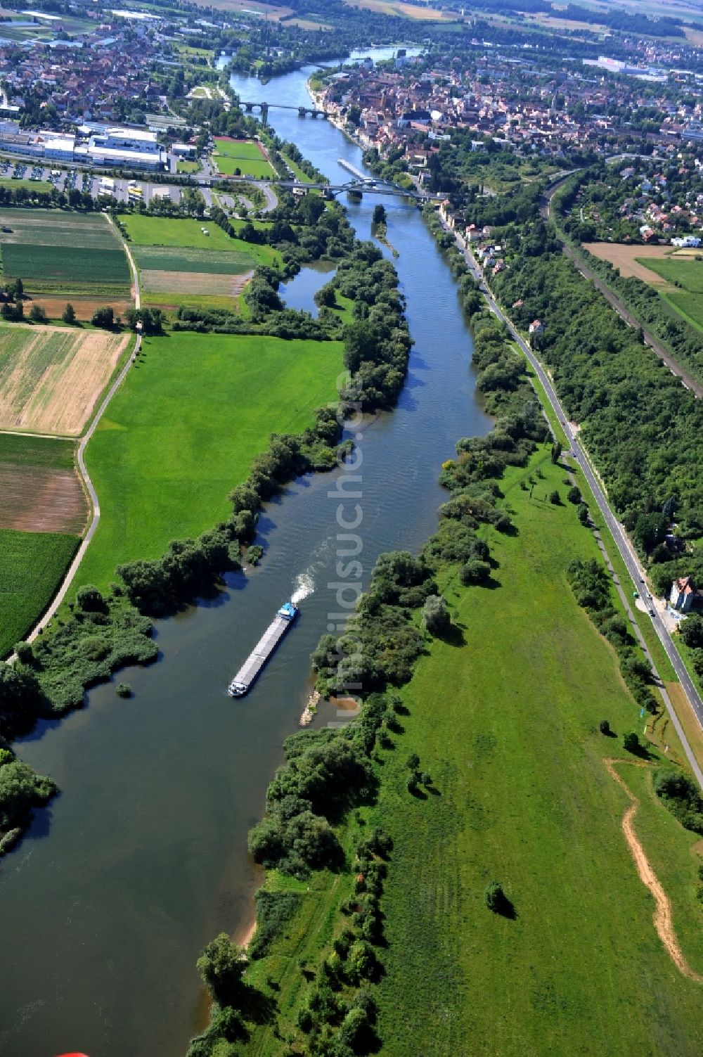 Luftbild Kitzingen - Flussverlauf des Main in Kitzingen im Bundesland Bayern