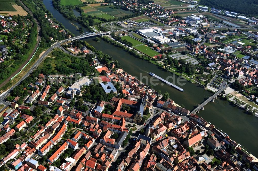 Luftaufnahme Kitzingen - Flussverlauf des Main in Kitzingen im Bundesland Bayern