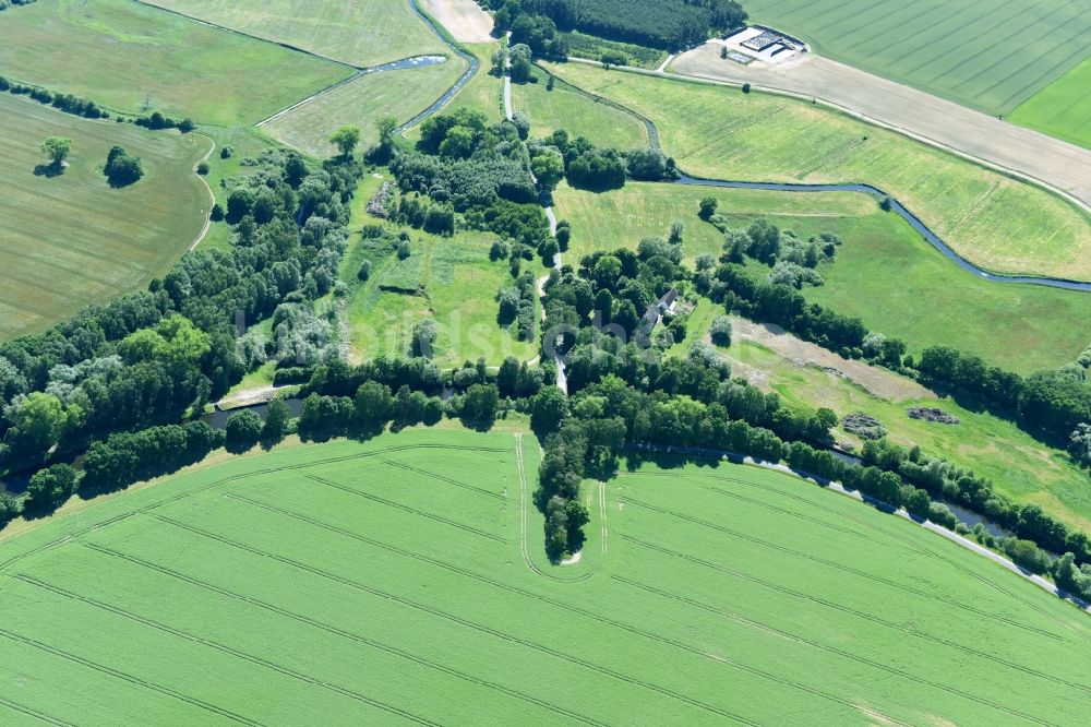 Siggelkow aus der Vogelperspektive: Flußverlauf der Müritz-Elde und dem Fluss Alte Elde in der Gemeinde Siggelkow im Bundesland Mecklenburg-Vorpommern, Deutschland