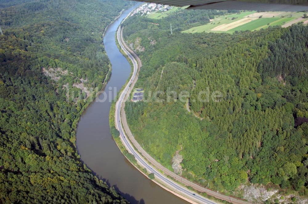 Mettlach OT Keuchingen von oben - Flussverlauf der Saar bei Saarhölzbach