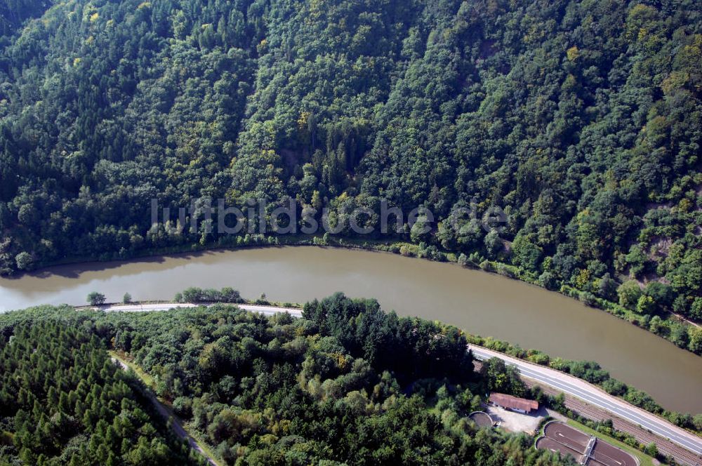 Luftaufnahme Mettlach OT Saarhölzbach - Flussverlauf der Saar bei Saarhölzbach