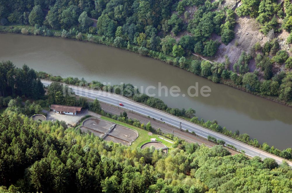 Mettlach OT Saarhölzbach aus der Vogelperspektive: Flussverlauf der Saar bei Saarhölzbach