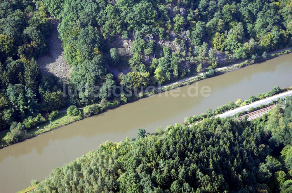 Luftaufnahme Mettlach OT Saarhölzbach - Flussverlauf der Saar bei Saarhölzbach