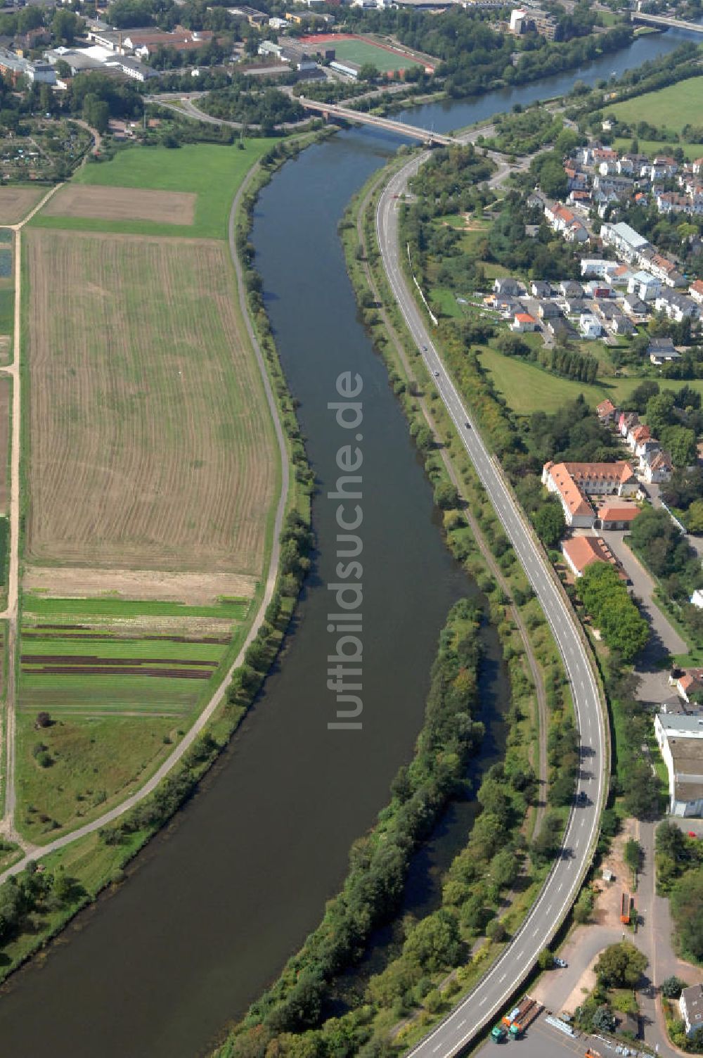 Saarlouis aus der Vogelperspektive: Flußverlauf der Saar bei Saarlouis