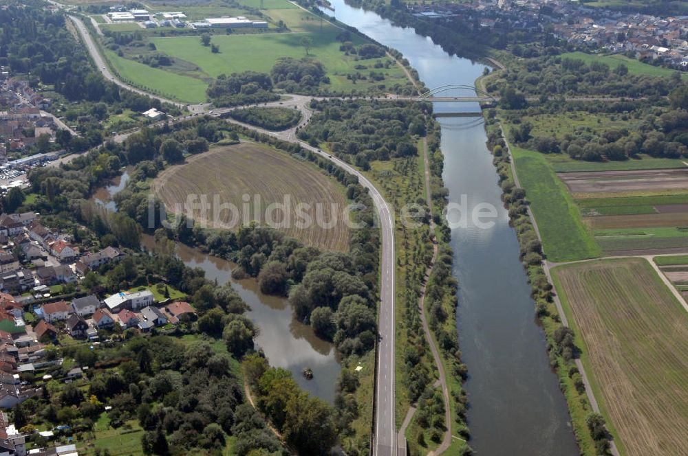 Luftaufnahme Saarlouis - Flußverlauf der Saar bei Saarlouis