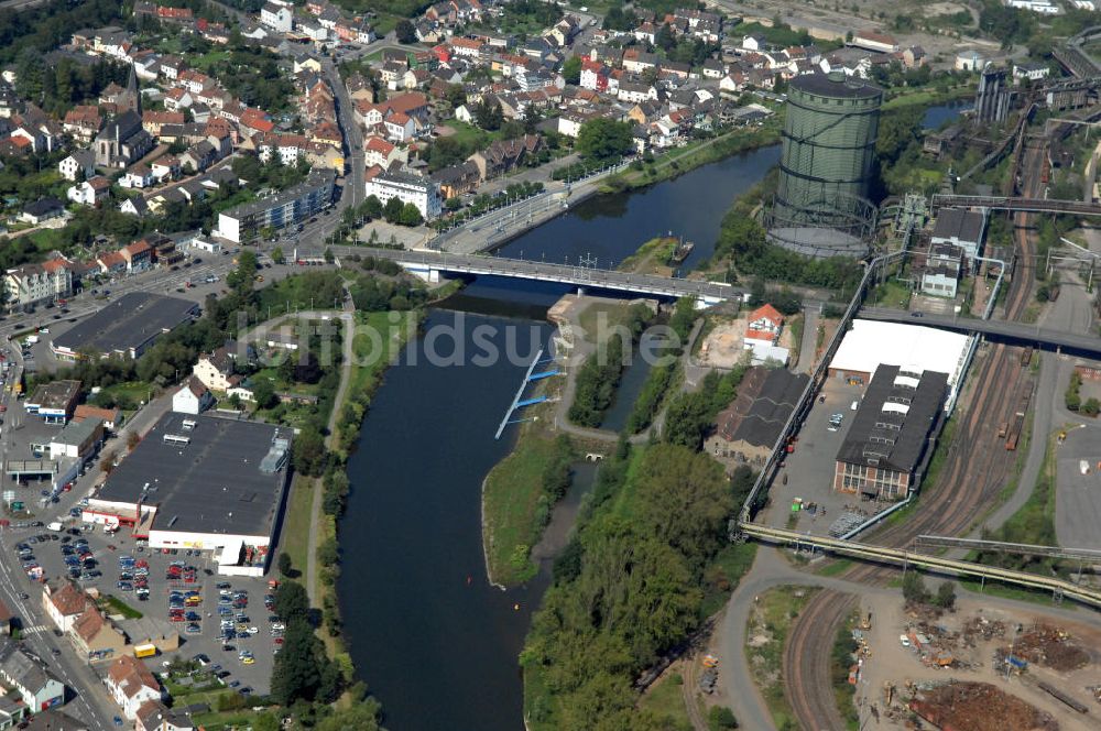 Völklingen von oben - Flußverlauf der Saar durch Völklingen