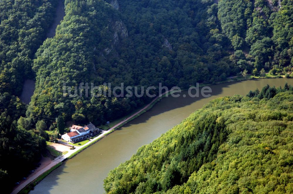 Mettlach OT Keuchingen von oben - Flussverlauf der Saar an der Saarschleife