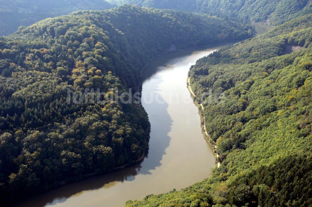 Mettlach OT Keuchingen aus der Vogelperspektive: Flussverlauf der Saar an der Saarschleife