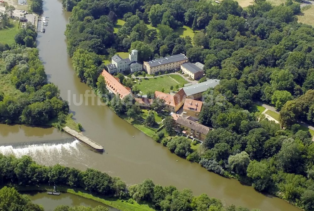 Halle (Saale) aus der Vogelperspektive: Flußverlauf und Ufer der Saale in Halle (Saale) im Bundesland Sachsen-Anhalt