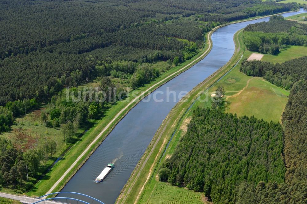 Luftaufnahme Wusterwitz - Flussverlauf zwischen Wusterwitz und Kade im Bundesland Brandenburg und Sachsen-Anhalt