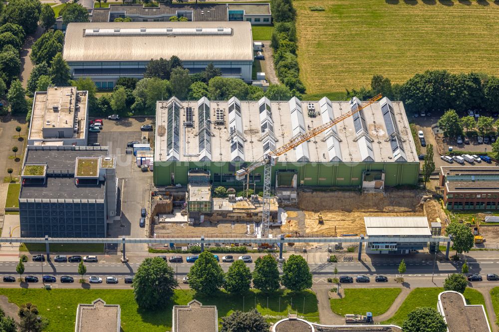 Dortmund von oben - Forschungs- Gebaude und Bürokomplex Fraunhofer-Institut für Materialfluss und Logistik in Dortmund im Bundesland Nordrhein-Westfalen, Deutschland
