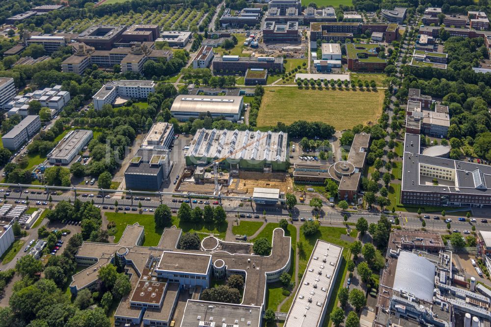 Dortmund von oben - Forschungs- Gebaude und Bürokomplex Fraunhofer-Institut für Materialfluss und Logistik in Dortmund im Bundesland Nordrhein-Westfalen, Deutschland