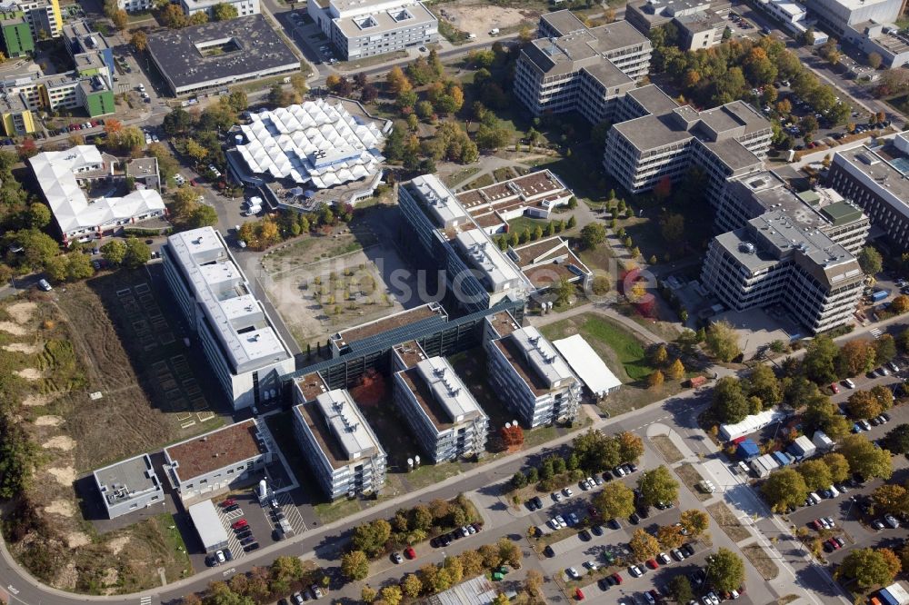 Luftbild Mainz - Forschungs- Gebäude und Bürokomplex des Fachbereichs Chemie in Mainz im Bundesland Rheinland-Pfalz, Deutschland