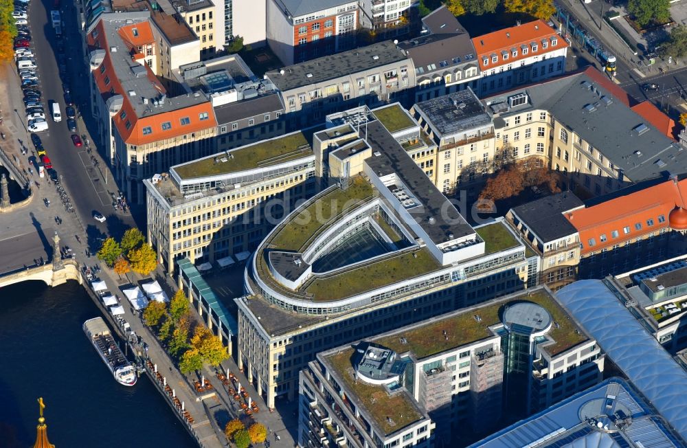 Luftbild Berlin - Forschungs- Gebäude und Bürokomplex des Fraunhofer- Verbund IuK-Technologie in Berlin, Deutschland