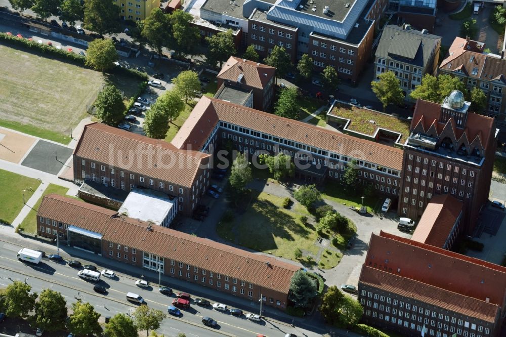 Braunschweig von oben - Forschungs- Gebäude und Bürokomplex Haus der Wissenschaft Braunschweig Pockelsstraße in Braunschweig im Bundesland Niedersachsen