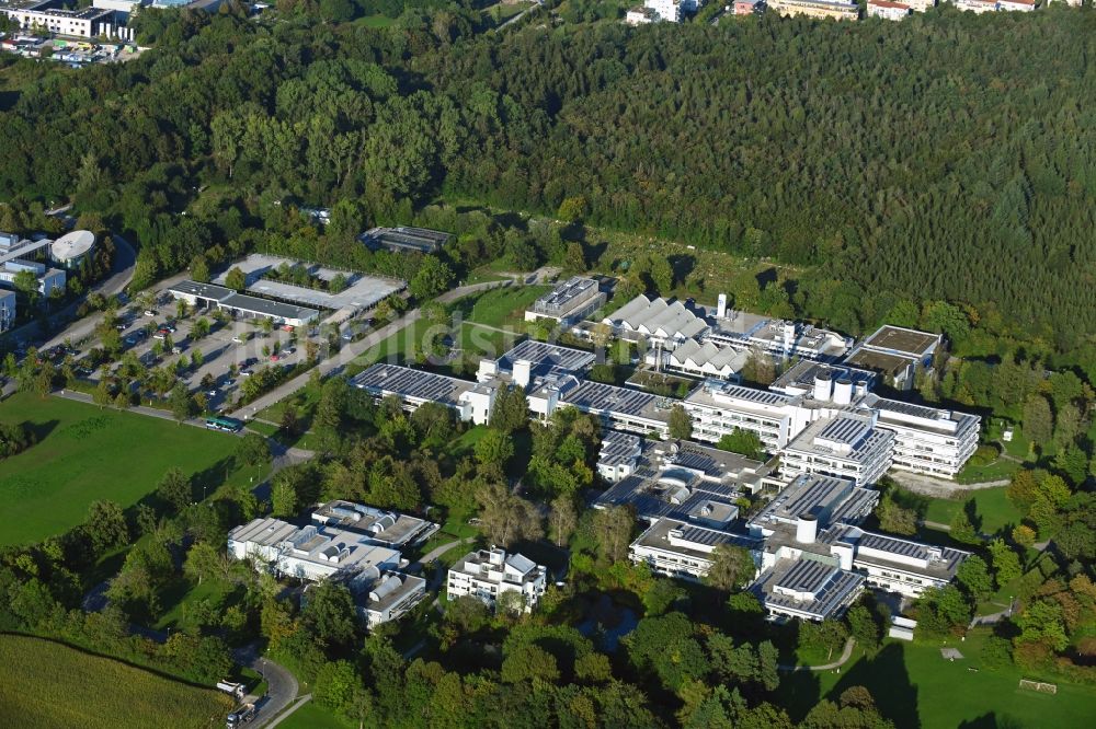 Luftbild Planegg - Forschungs- Gebäude und Bürokomplex Am Klopferspitz im Ortsteil Martinsried in Planegg im Bundesland Bayern, Deutschland