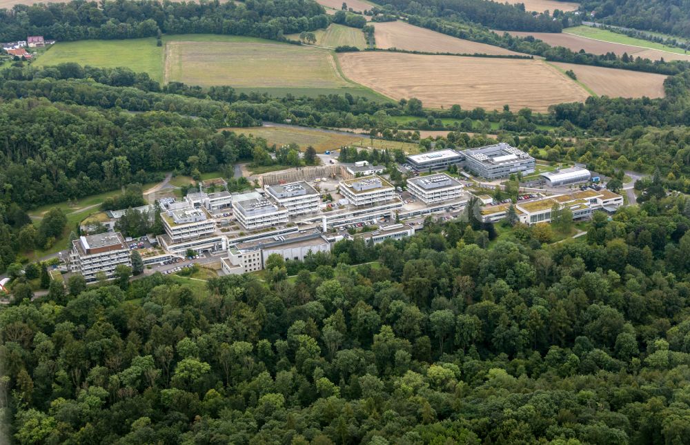 Göttingen aus der Vogelperspektive: Forschungs- Gebäude und Bürokomplex Max-Planck-Institut in Göttingen im Bundesland Niedersachsen, Deutschland