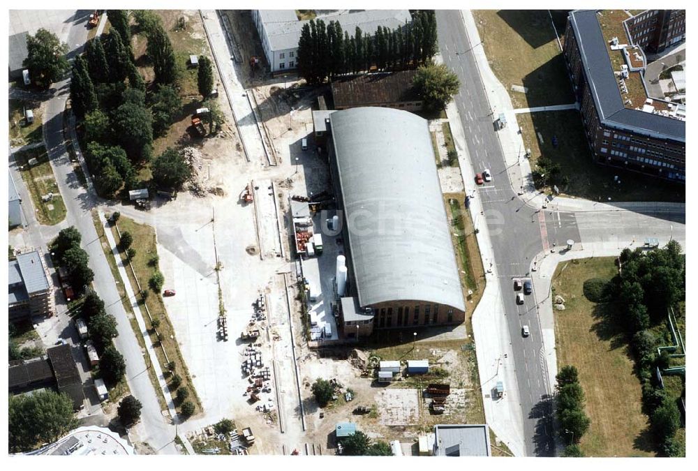 Luftbild Berlin-Adlershof - Forschungs- und Gewerbeentwicklungsgebiet WISTAS in Berlin-Adlershof an der Rudower Chaussee.