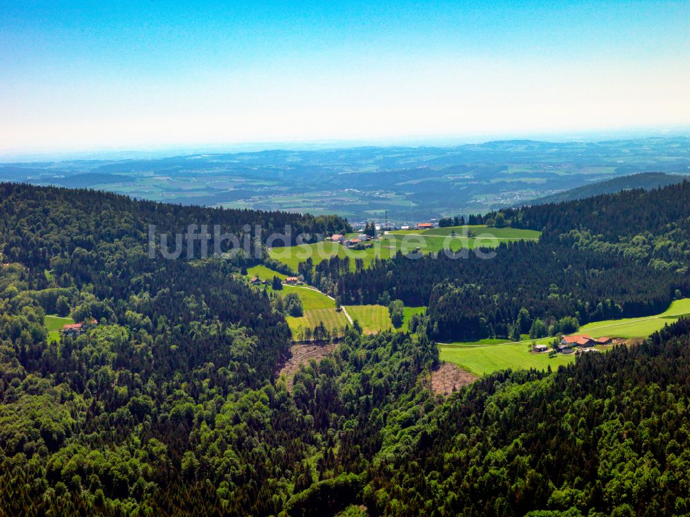 Luftaufnahme Oberfrauenwald - Forstgebiete in einem Waldgebiet in Oberfrauenwald im Bundesland Bayern, Deutschland