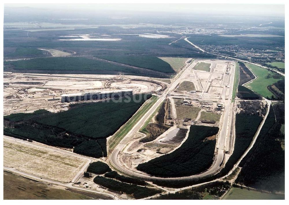 Luftbild Klettwitz bei Schwarzheide / Brandenburg - Fortgeschrittene Baustelle des LAUSITZ-Ringes in Klettwitz an der Autobahn Berlin - Dresden.