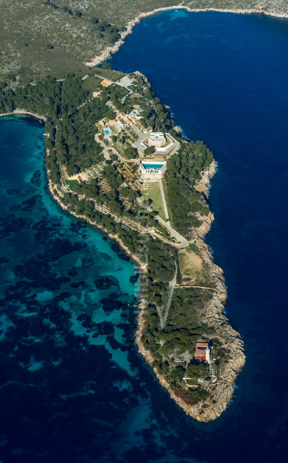 Luftbild Pollenca - Fragmente der Festungsanlage La Fortaleza Predio de Albercuitx in Pollenca in Balearische Insel Mallorca, Spanien