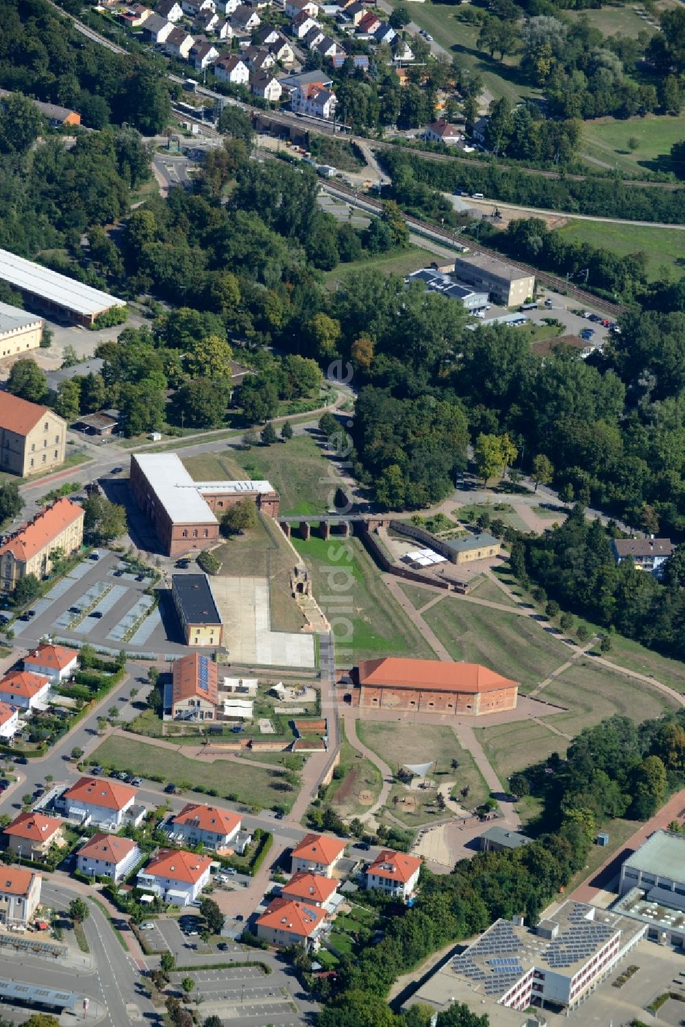 Luftbild Germersheim - Fragmente der Festungsanlage in Germersheim im Bundesland Rheinland-Pfalz