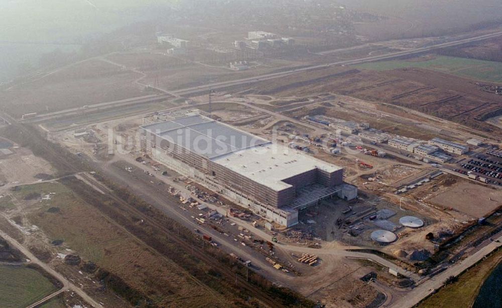 Frankfurt-Oder aus der Vogelperspektive: 18.12.2003 Frankfurt-Oder Mit Baustopp belegte Baustelle,Chipfabrik am südwestlichen Stadtrand von Frankfurt-Oder .