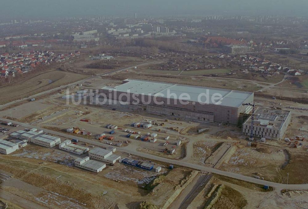 Frankfurt-Oder von oben - Frankfurt-Oder Mit Baustopp belegte Baustelle,Chipfabrik am südwestlichen Stadtrand von Frankfurt-Oder 