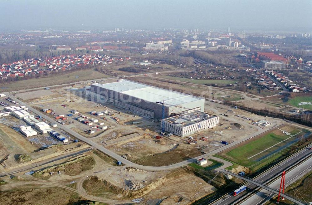 Frankfurt-Oder von oben - Frankfurt-Oder Mit Baustopp belegte Baustelle,Chipfabrik am südwestlichen Stadtrand von Frankfurt-Oder 