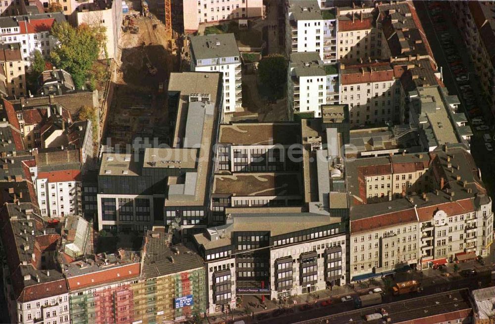 Berlin-Friedrichshain aus der Vogelperspektive: Frankfurter Allee Plaza / Jede Verwendung nur mit Urheberangabe: Foto: LUFTBILD & PRESSEFOTO/Robert Grahn und Belegzusendung bei Drucken statthaft !!