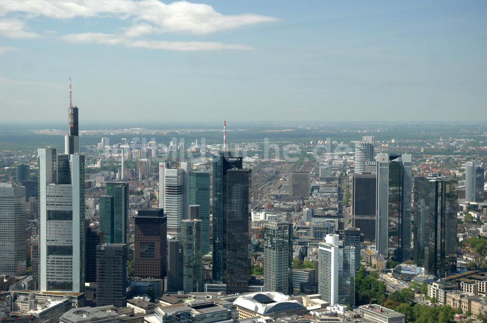 Frankfurt am Main aus der Vogelperspektive: Frankfurter Skyline