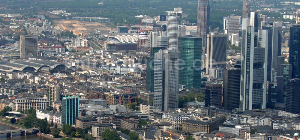 Luftaufnahme Frankfurt am Main - Frankfurter Skyline