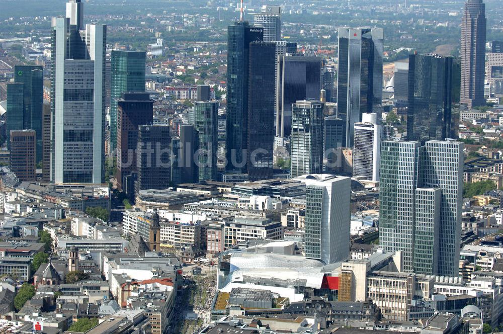 Luftbild Frankfurt am Main - Frankfurter Skyline mit dem Palais Quartier