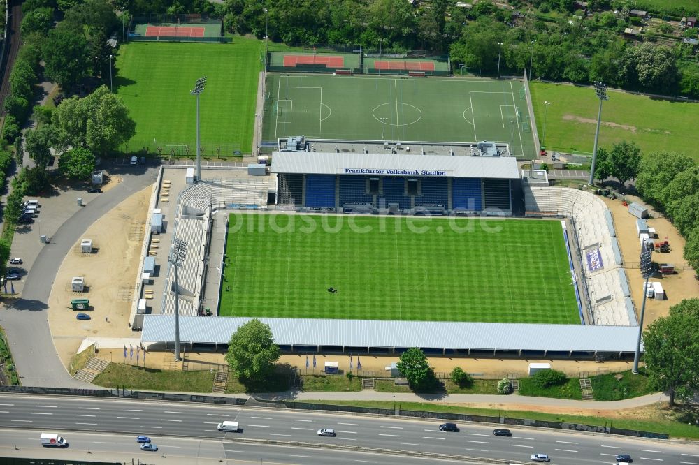 Frankfurt am Main aus der Vogelperspektive: Frankfurter Volksbank-Stadion in Frankfurt am Main im Bundesland Hessen