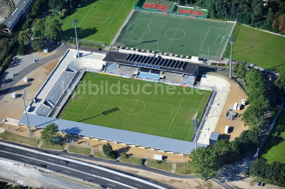 Luftaufnahme Frankfurt am Main - Frankfurter Volksbank-Stadion (vormals Stadion Am Bornheimer Hang)