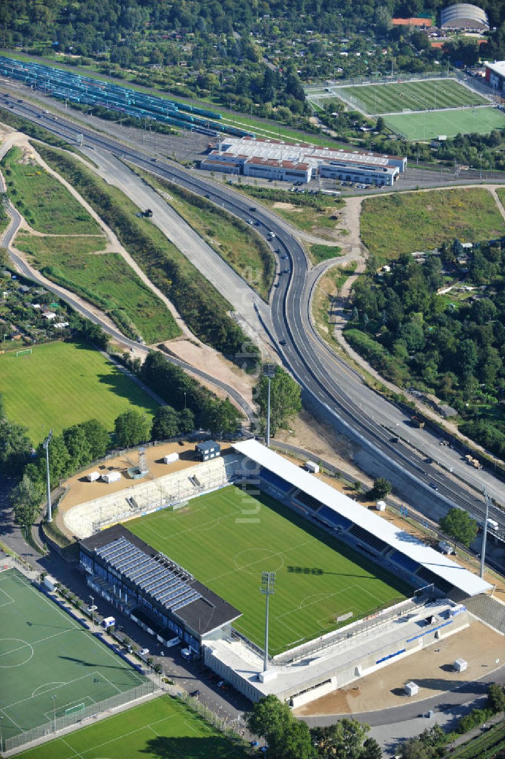 Luftbild Frankfurt am Main - Frankfurter Volksbank-Stadion (vormals Stadion Am Bornheimer Hang)