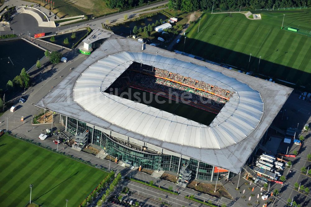 Luftaufnahme Wolfsburg - Frauen WM-Stadion Volkswagen Arena bzw. Arena im Allerpark Wolfsburg